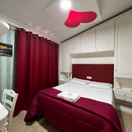 Hotel Tiffany Varcaturo Eksteriør bilde